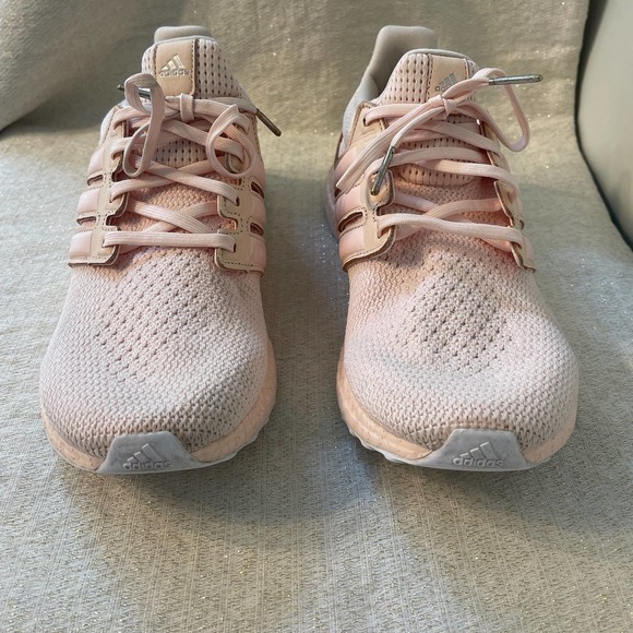 Adidas Ultra Boost Women’s Size 9‎ 1/2 Peach Color Sneakers Preowned. - Picture 2 of 6